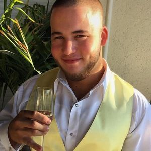 Meet your Posher, Jonathan